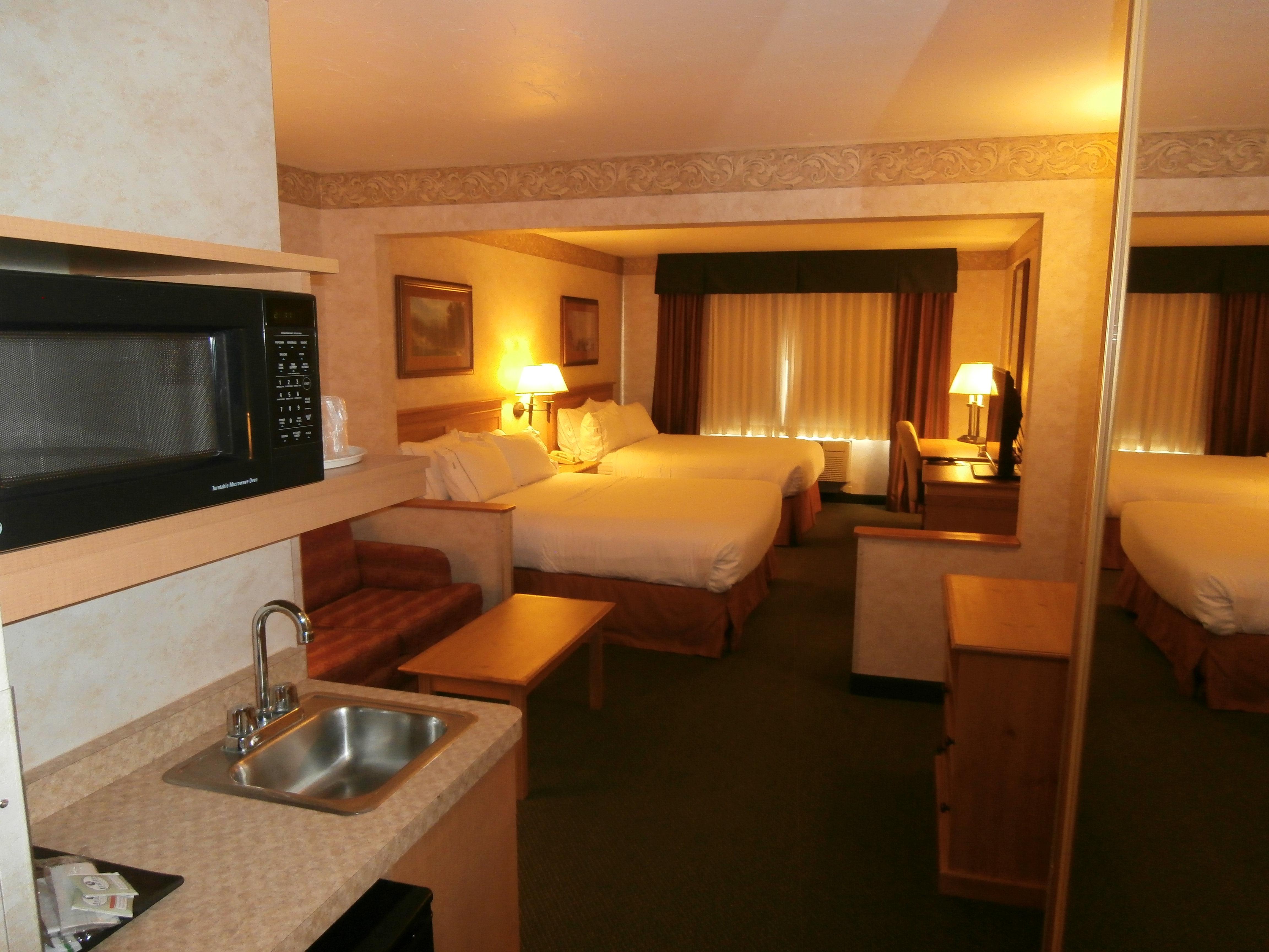 Holiday Inn Express Hotel & Suites Raton By Ihg Exterior foto