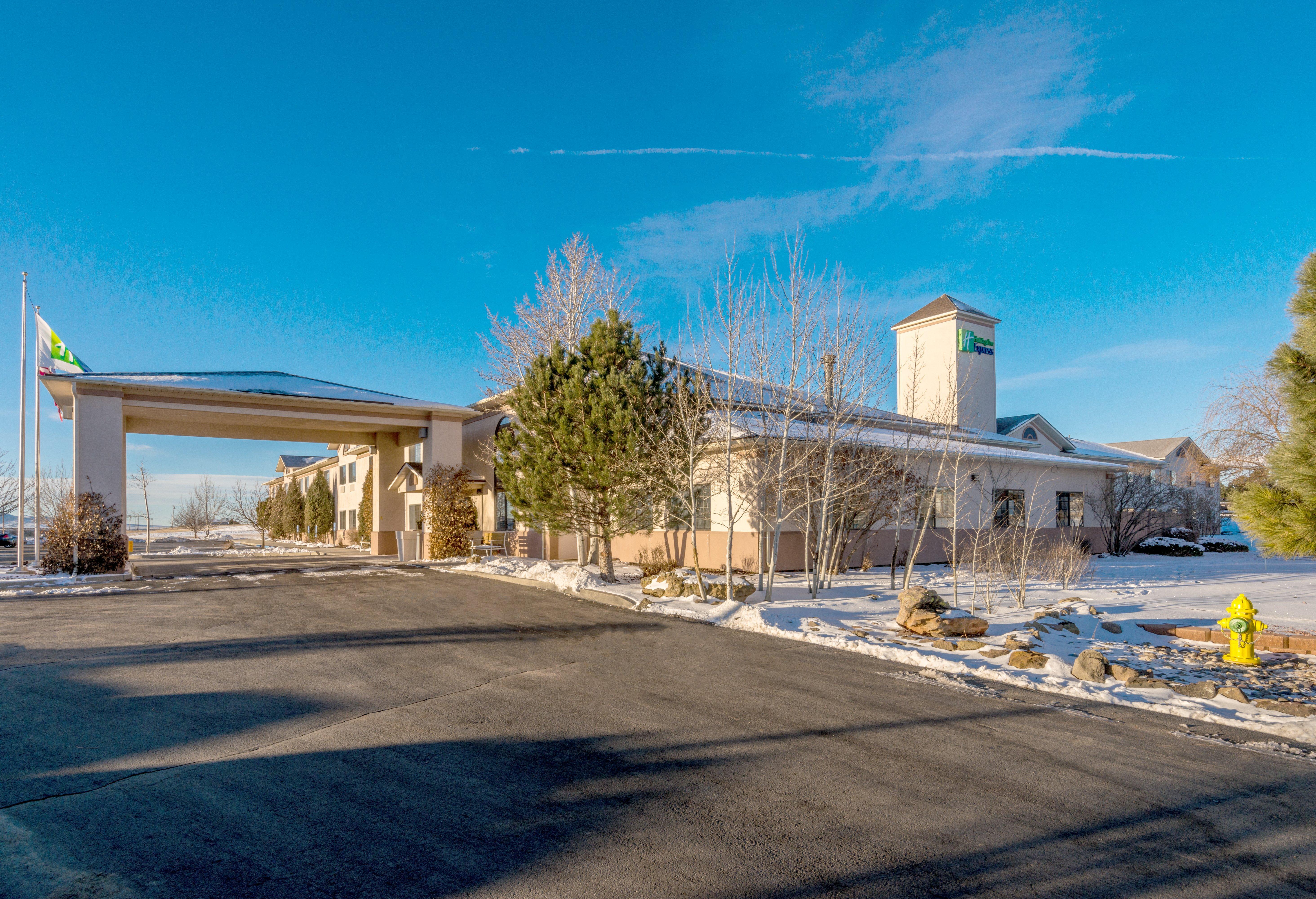 Holiday Inn Express Hotel & Suites Raton By Ihg Exterior foto