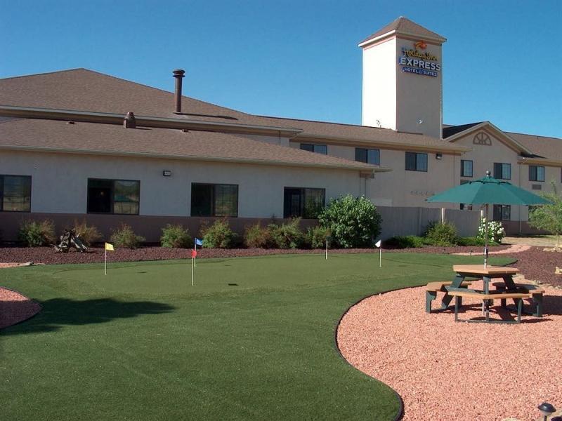 Holiday Inn Express Hotel & Suites Raton By Ihg Exterior foto